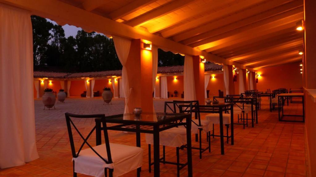 Antica Locanda Del Golf Ragusa Luaran gambar