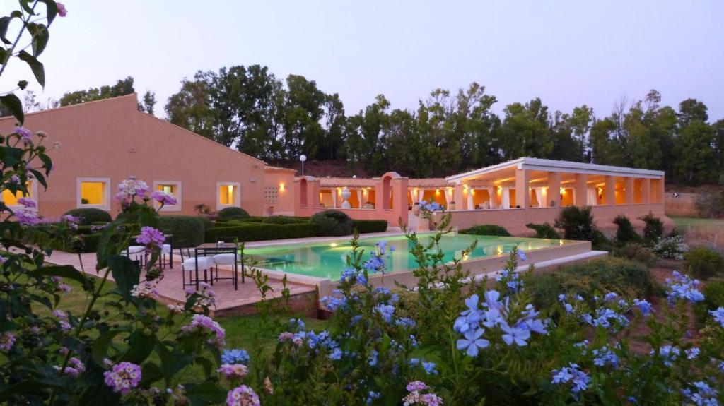 Antica Locanda Del Golf Ragusa Luaran gambar