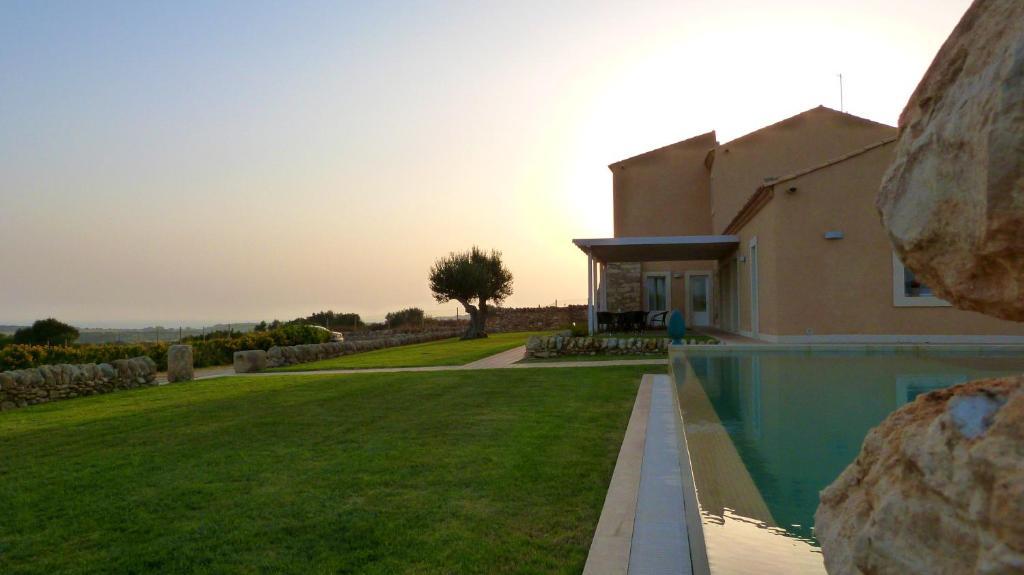 Antica Locanda Del Golf Ragusa Bilik gambar